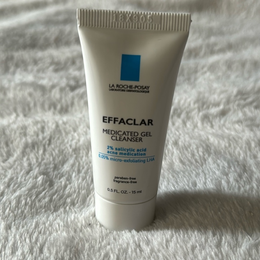 La Roche-Posay Effaclar gel cleanser (sample size)